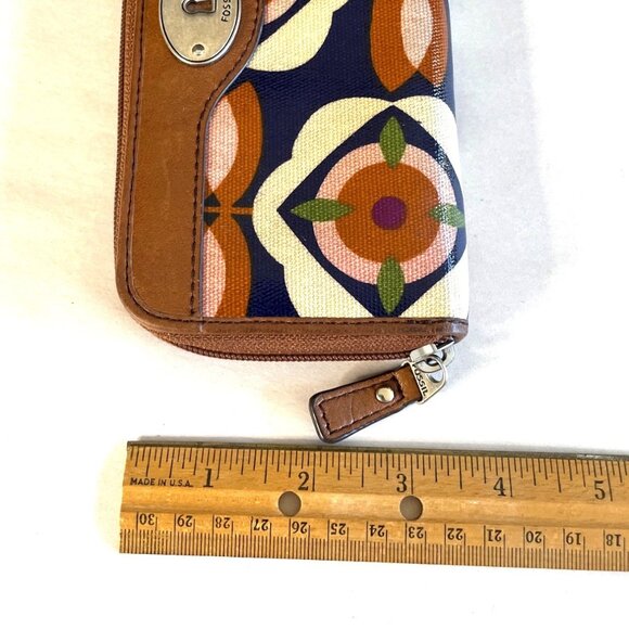Fossil Key-Per Coated Canvas Floral Zip-Around Wallet w/ Card Slots & ID Window - Picture 10 of 12